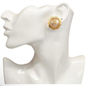 Vintage Chanel Clip On Earrings